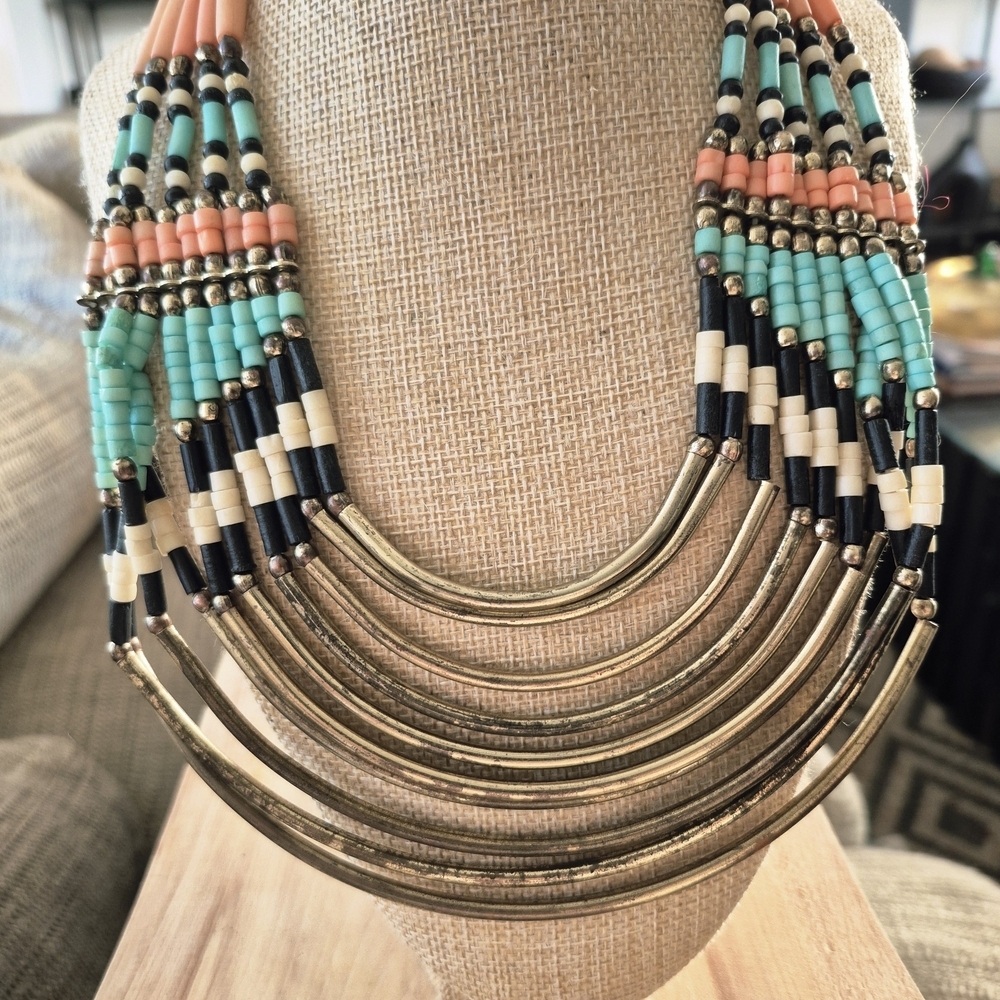 Bohemian Multicolor Beaded Necklace - Picture 3 of 7